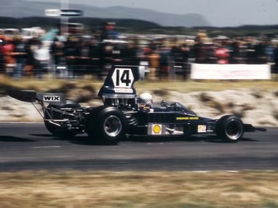 The new Lola T332 of Graeme Lawrence at Teretonga Park in January 1974. Copyright Kevin Thomson 2011. Used with permission.