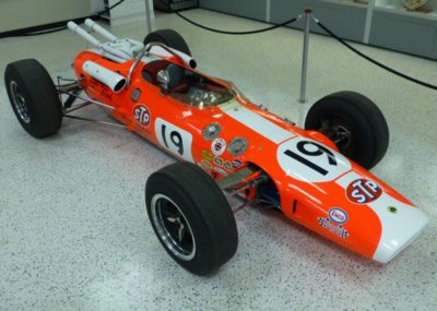 Jim Jaeger's Lotus 38 on display in the Indianapolis Motor Speedway Museum in May 2015, now in Jim Clark's 1966 livery. Copyright Ian Blackwell 2015. Used with permission.