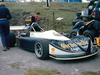 Another view of Cramer's 76A at Loton Park in April 1976.  Copyright Alan Cox 2006.  Used with permission.