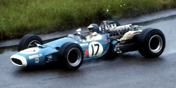 Jean-Pierre Beltoise taking the Matra MS11 to its best result, second place behind Jackie Stewart's MS10 at the 1968 Dutch Grand Prix. Copyright Jim Culp 2017. Used with permission.