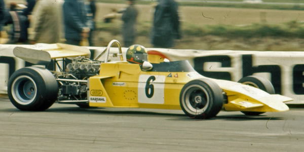 Wilson Fittipaldi in his Brabham BT38 at Thruxton in 1972. Copyright Ted Walker 2012. Used with permission.