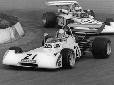 Peter Wardle in his Formula Atlantic Surtees TS15 in the F2 race at Mallory Park in March 1973. Copyright Ted Walker 2020. Used with permission.