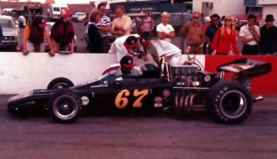 Bob West's Lotus 70B in the pits at Riverside in Sep 1972. Copyright Jim Hawes 2013. Used with permission.