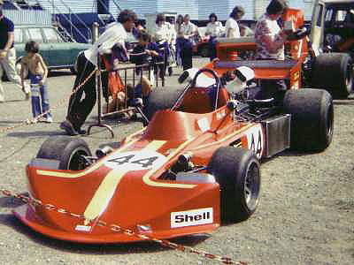 Mick Hill's March 74A/1 in the paddock at Mallory Park in 1975. Copyright Simon Lewis 2004. Used with permission.
