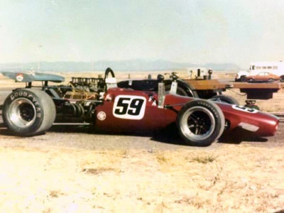 Ken Petrie's SL140/9 at Pueblo Raceway in 1977.  Although identified elsewhere as Petrie's later T142, a photograph on Chuck Haines' site shows identical livery. Copyright Evan McGreevy (originally taken by Ken Petrie and acquired by Evan McGreevy with the T140). Used with permission.