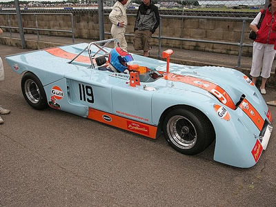 Robin Harvey in the Gulf liveried B19 at the Silverstone Classic in 2005. Copyright Pieter Melissen 2009. Used with permission.
