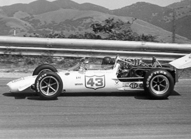 Skeeter McKitterick in his 1968/69 FA Eagle at Laguna Seca in 1972.  Copyright Al Moore 2002.  Used with permission.