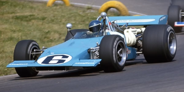 Brett Lunger in the ex-Penske Lola T192 at Edmonton in August 1971. Copyright owned by the Northern Alberta Sports Car Club. Used with permission.