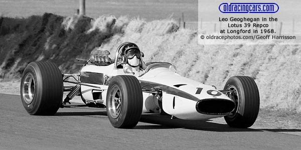 Leo Geoghegan in the Lotus 39 Repco at Longford in 1968. Copyright oldracephotos.com/Geoff Harrisson.  Used with permission.