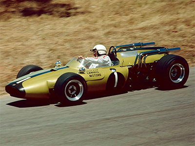 Ken Cox in the Cooper T53 with Ford V8 engine at Hume Weir in late December 1968. Copyright Richard Simpson 2024. Used with permission.