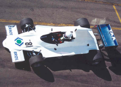 Mike Glynn in his Lola T400 at Eastern Creek in 2002. Copyright David Vincent 2007. Used with permission.