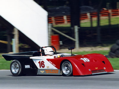 Bob Brown in a Chevron B19 at the Mid-Ohio Vintage Grand Prix in July 1993. Copyright Norbert Vogel 2009. Used with permission.