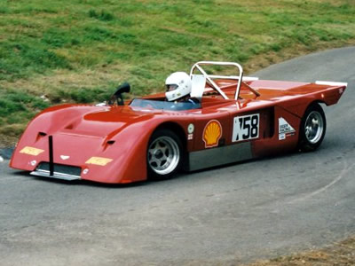 The George family Chevron B19 at Gurston Down in 2002. Copyright Steve Wilkinson 2009. Used with permission.
