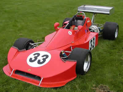 Trevor Longmore's unmodified Mk6 at Canberra in 2002. Copyright Mick O'Brien 2006. Used with permission.