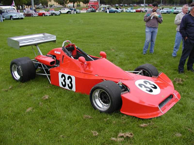 Trevor Longmore's unmodified Mk6 at Canberra in 2002. Copyright Mick O'Brien 2006. Used with permission.