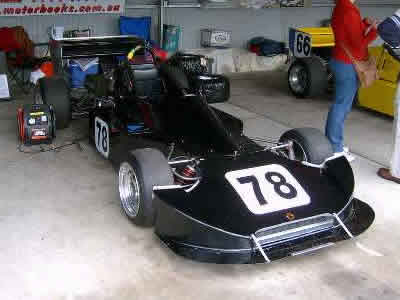 Edward Gavin 's Mk6 at Wakefield in Nov 2005. Copyright Mick O'Brien 2006. Used with permission.