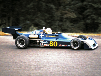 Syd Demovsky in his Chevron B29 at Brainerd in September 1975. Copyright Pepper Bowe 2020. Used with permission.