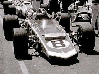 The particularly long and pointed original nose of the 1969 Gerhardt, seen here at Trenton that season. Copyright Rich Bunning 2020. Used with permission. The particularly long and pointed original nose of the 1969 Gerhardt, seen here at Trenton that season. Copyright Rich Bunning 2020. Used with permission.