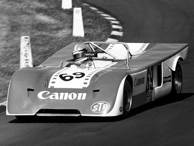 Ed Swart in the Canon Chevron B19 at Brands Hatch on 30 Aug 1971. Copyright Peter Collins 2009. Used with permission.