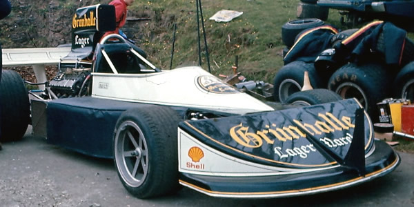 Chris Cramer's 76A at Loton Park in April 1976. Copyright Alan Cox 2006. Used with permission. Chris Cramer's 76A at Loton Park in April 1976. Copyright Alan Cox 2006. Used with permission.