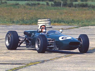 John Crosslé in the Crosslé 11F/12F at Kirkistown in July or August 1967. Copyright Alan Drysdale 2012. Used with permission.