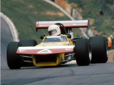 Willie Green in his JCB-backed Chevron B18 at the Rothmans 50,000 in August 1972. Copyright Ted Walker 2012. Used with permission.