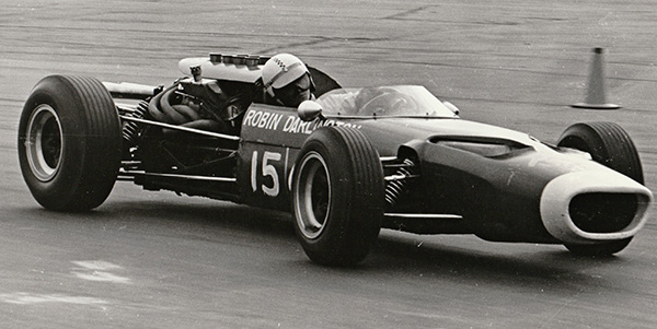 Robin Darlington in the ex-MGM McLaren M3A at Silverstone in September 1967. Copyright Ted Walker 2014. Used with permission. Robin Darlington in the ex-MGM McLaren M3A at Silverstone in September 1967. Copyright Ted Walker 2014. Used with permission.