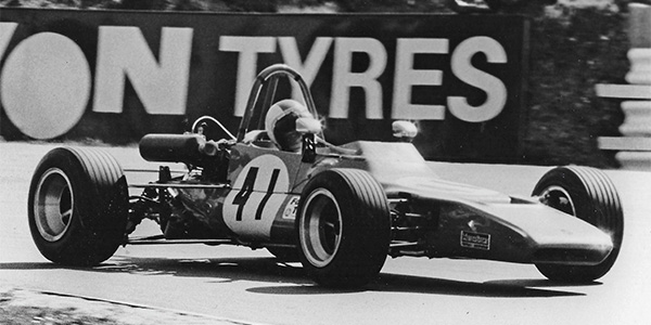 Derek Lawrence in his Palliser WD32 at Brands Hatch in May 1971. Copyright Ted Walker 2020. Used with permission. Derek Lawrence in his Palliser WD32 at Brands Hatch in May 1971. Copyright Ted Walker 2020. Used with permission.