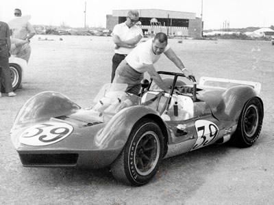 Dave Morgan's Cooper-Oldsmobile, the former Zerex Special, seen here at Nassau in December 1966. Copyright Ted Walker 2018. Used with permission.