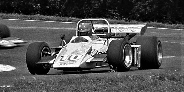 Robbie Booth in the Katipo during the 1976 New Zealand Grand Prix. Copyright Milan Fistonic 2025. Used with permission. Robbie Booth in the Katipo during the 1976 New Zealand Grand Prix. Copyright Milan Fistonic 2025. Used with permission.