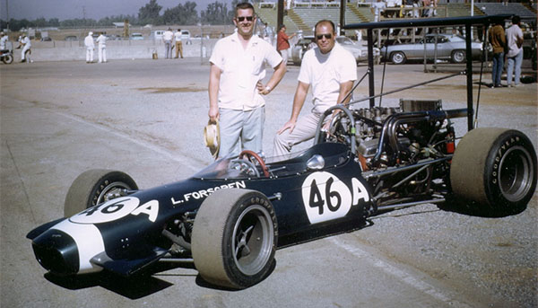 Lyle Forsgren and Al Oppie with the Mk 11 at Riverside in 1969. Copyright Lyle Forsgren 2006. Used with permission. Lyle Forsgren and Al Oppie with the Mk 11 at Riverside in 1969. Copyright Lyle Forsgren 2006. Used with permission.