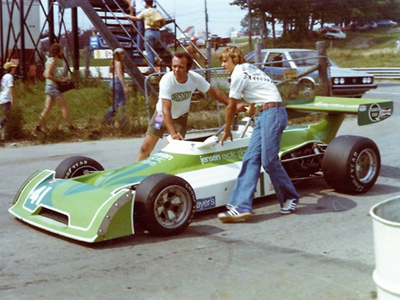Bruce Jensen's Chevron B29 at Mosport in August 1976. Copyright Peter Viccary (<a href='http://www.gladiatorroadracing.ca/' target='_blank'>gladiatorroadracing.ca</a>) 2021. Used with permission.