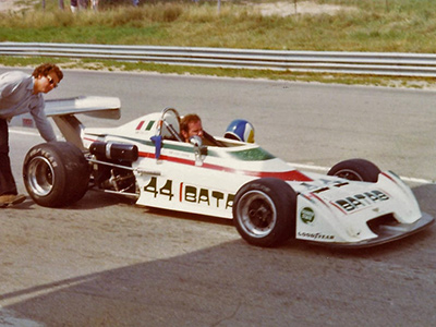 John Barringer in the ex-Johnny Gerber Batab Chevron B34 at Mosport Park in 1976. Copyright Peter Viccary (<a href='http://www.gladiatorroadracing.ca/' target='_blank'>gladiatorroadracing.ca</a>) 2021. Used with permission.