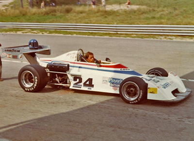 Howdy Holmes in his Jiffy Mix Chevron B34 at Mosport Park in August 1976. Copyright Peter Viccary (<a href='http://www.gladiatorroadracing.ca/' target='_blank'>gladiatorroadracing.ca</a>) 2021. Used with permission.