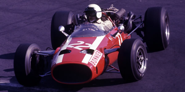 Jo Bonnier in his Cooper T81 at the 1966 Mexican Grand Prix. Licenced by The Henry Ford under Creative Commons licence Attribution-NonCommercial-NoDerivs 2.0 Generic. Original image has been cropped.