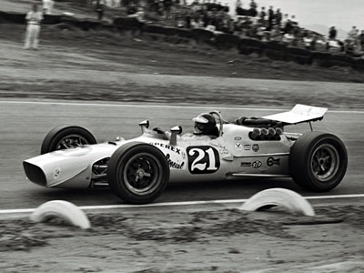 Jim Clark in the #21 Vollstedt '67 at Riverside in November that year. Part of the Dave Friedman collection. Licenced by The Henry Ford under Creative Commons licence Attribution-NonCommercial-NoDerivs 2.0 Generic. Original image has been cropped. Jim Clark in the #21 Vollstedt '67 at Riverside in November that year. Part of the Dave Friedman collection. Licenced by The Henry Ford under Creative Commons licence Attribution-NonCommercial-NoDerivs 2.0 Generic. Original image has been cropped.