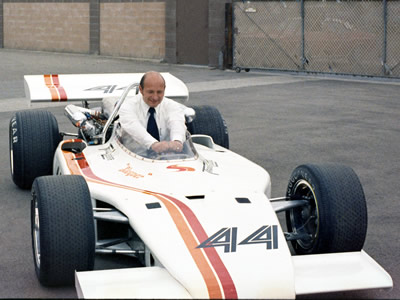 Dick Simon with his brand new 1972 Eagle-Ford at AAR in Santa Ana. Copyright Wayne Johnson 2020. Used with permission.