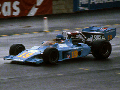 Spike Gehlhausen in his newly-acquired 1974 Eagle at Silverstone in October 1978. Copyright Peter Knights 2021. Used with permission. Spike Gehlhausen in his newly-acquired 1974 Eagle at Silverstone in October 1978. Copyright Peter Knights 2021. Used with permission.