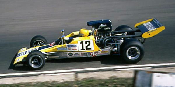 Alan Rollinson in the Lola T300 at Brands Hatch in 1972. Copyright Derek Lawson 2005. Used with permission.