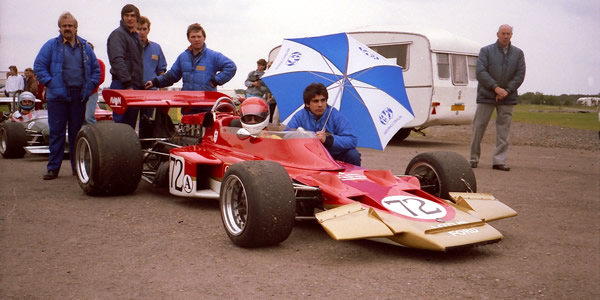 It was not only John Foulston who was a stalwart of early HSCC Historic F1, his wife Mary raced this beautiful Lotus 72.  Copyright Keith Lewcock 2018.  Used with permission.