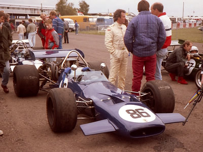 Sean Mooney's McLaren M10B at HSCC Silverstone in September 1990. Copyright Keith Lewcock 2017. Used with permission.