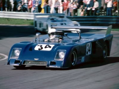 Jim Baird's Chevron B23 at Caravan Corner in a Ingliston libre race in September 1977. Copyright Iain Nicolson 2010. Used with permission.