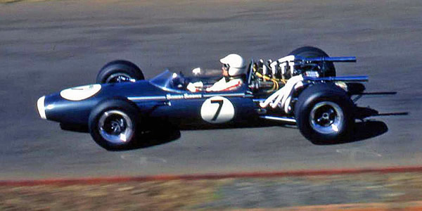 Dave Charlton in the Scuderia Scribante Brabham BT11/22-Repco at Roy Hesketh in 1967. Copyright David Pearson (<a href='http://www.motoprint.co.za/' target='_blank'>motoprint.co.za</a>) 2017. Used with permission.
