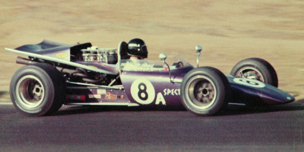 Ron Grable in the Spectre leading the Formula A Runoffs at Riverside in 1968. Copyright Tom Ratzlaff 2010. Used with permission. Ron Grable in the Spectre leading the Formula A Runoffs at Riverside in 1968. Copyright Tom Ratzlaff 2010. Used with permission.
