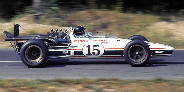 Lou Sell's Eagle at Lime Rock in 1968. Copyright Jeff Savage 2004. Used with permission.