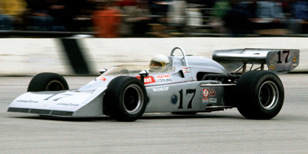 Dick Simon in the old Vollstedt 73/76 at Milwaukee in 1977. Copyright Glenn Snyder 2014. Used with permission.