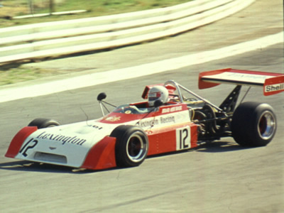 Brian van Hage in the Lexington Racing Chevron B25 at the Rand Sprint Trophy in September 1974. Copyright Ben van Rensburg 2016. Used with permission.