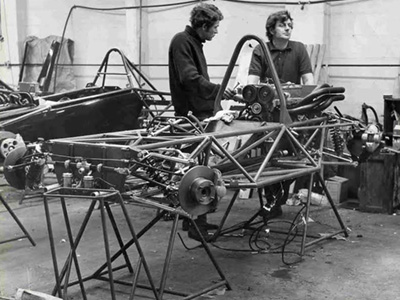 Andrew Thompson and David Lazenby with the first Hawke DL6. Copyright Stuart Thompson 2035. Used with permission.