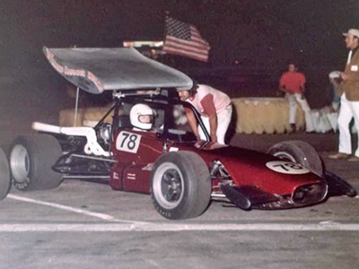 Earl Kelley (or perhaps Ron Kelley) in his "Lola Formula A" in an open event at San Jose Speedway in 1973 or 1974. Copyright Don Mize 2023. Used with permission.