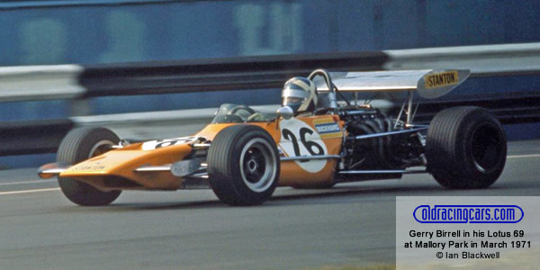 Gerry Birrell in the JJ Stanton Lotus 69 at Mallory Park in March 1971.  Copyright Ian Blackwell 2018.  Used with permission.